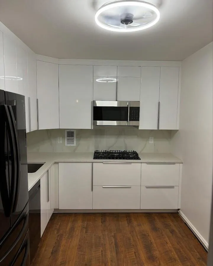 Renovated kitchen with quartz countertops in Pleasanton